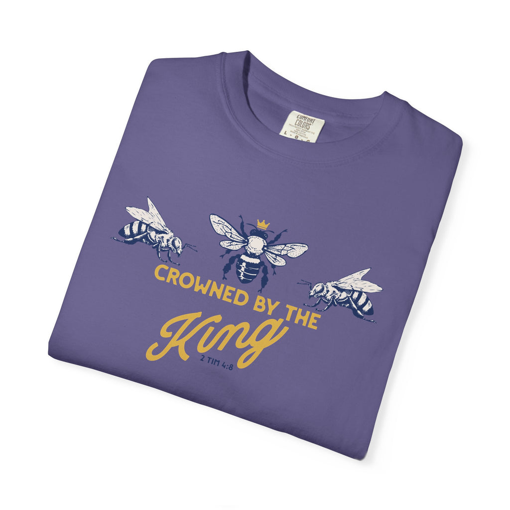 Crowned by the King - Bee T-shirt