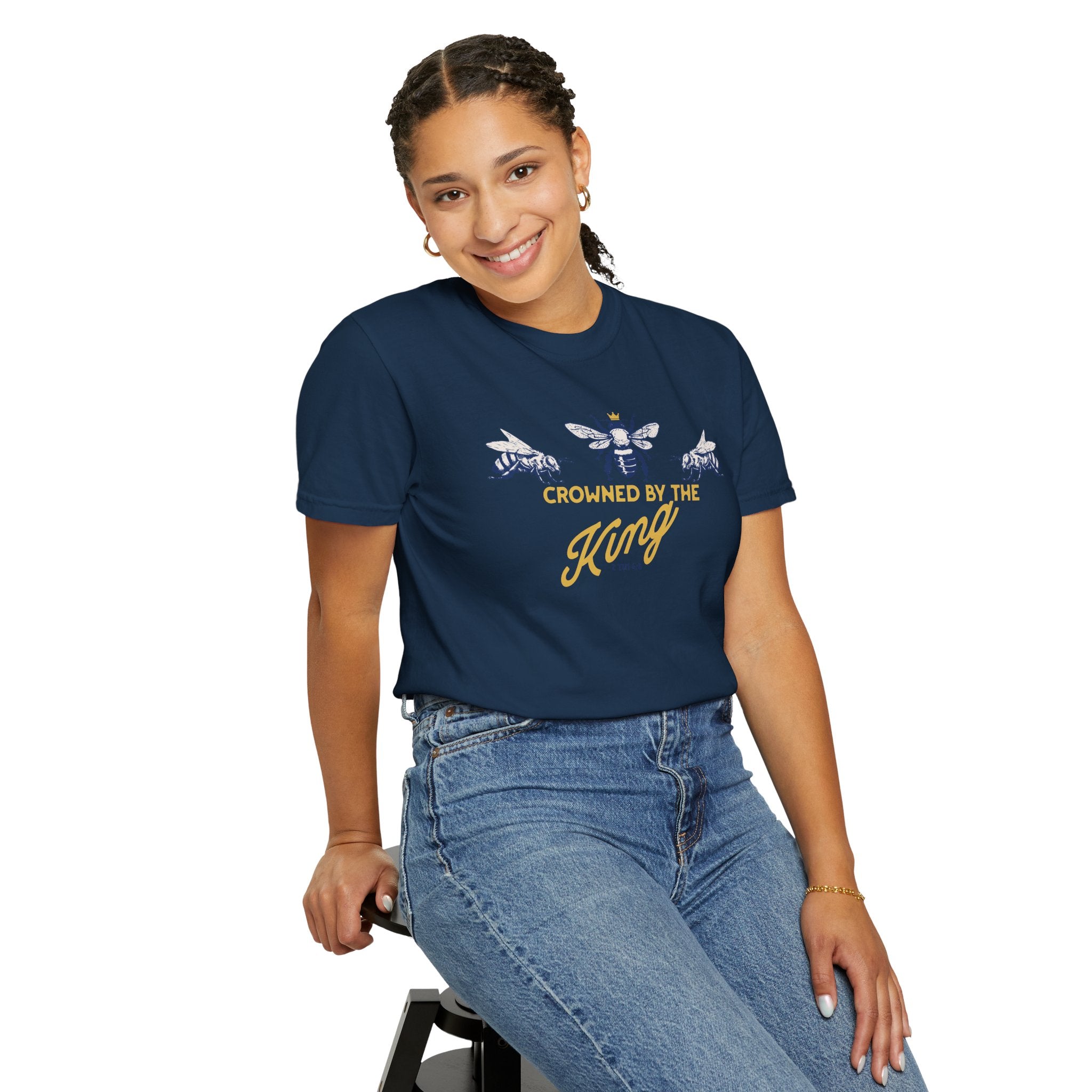 Crowned by the King - Bee T-shirt