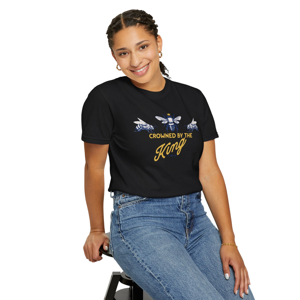 Crowned by the King - Bee T-shirt