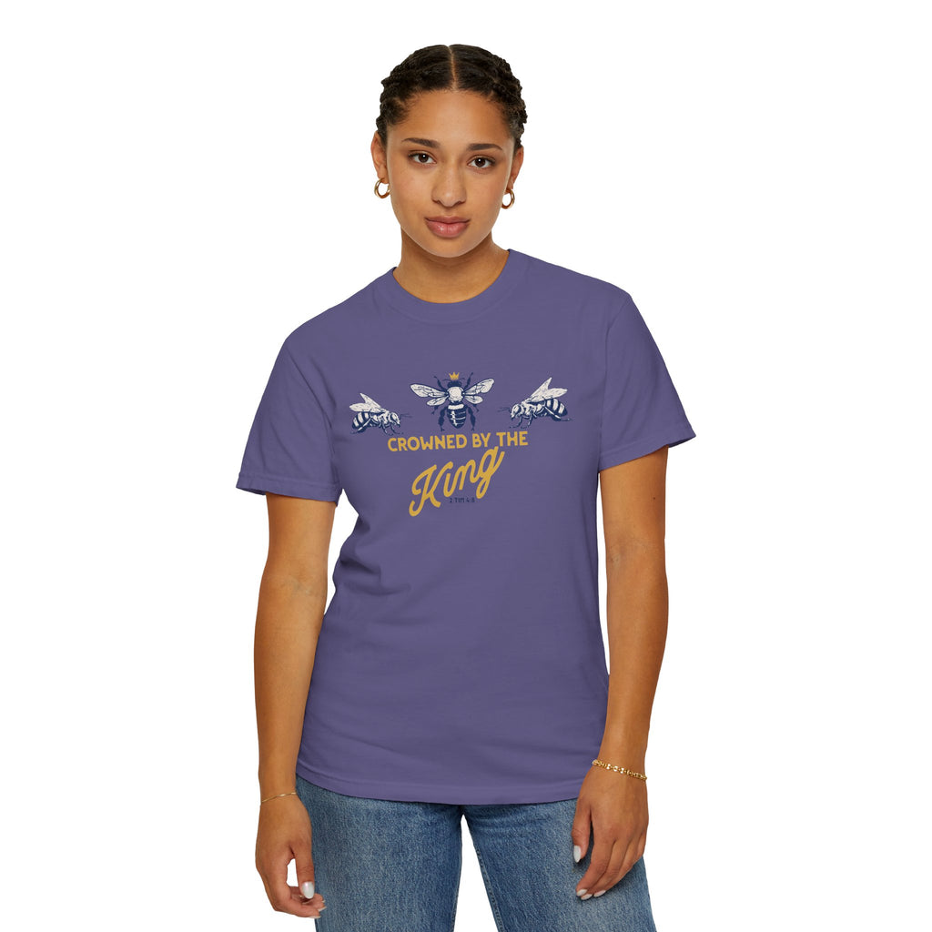 Crowned by the King - Bee T-shirt