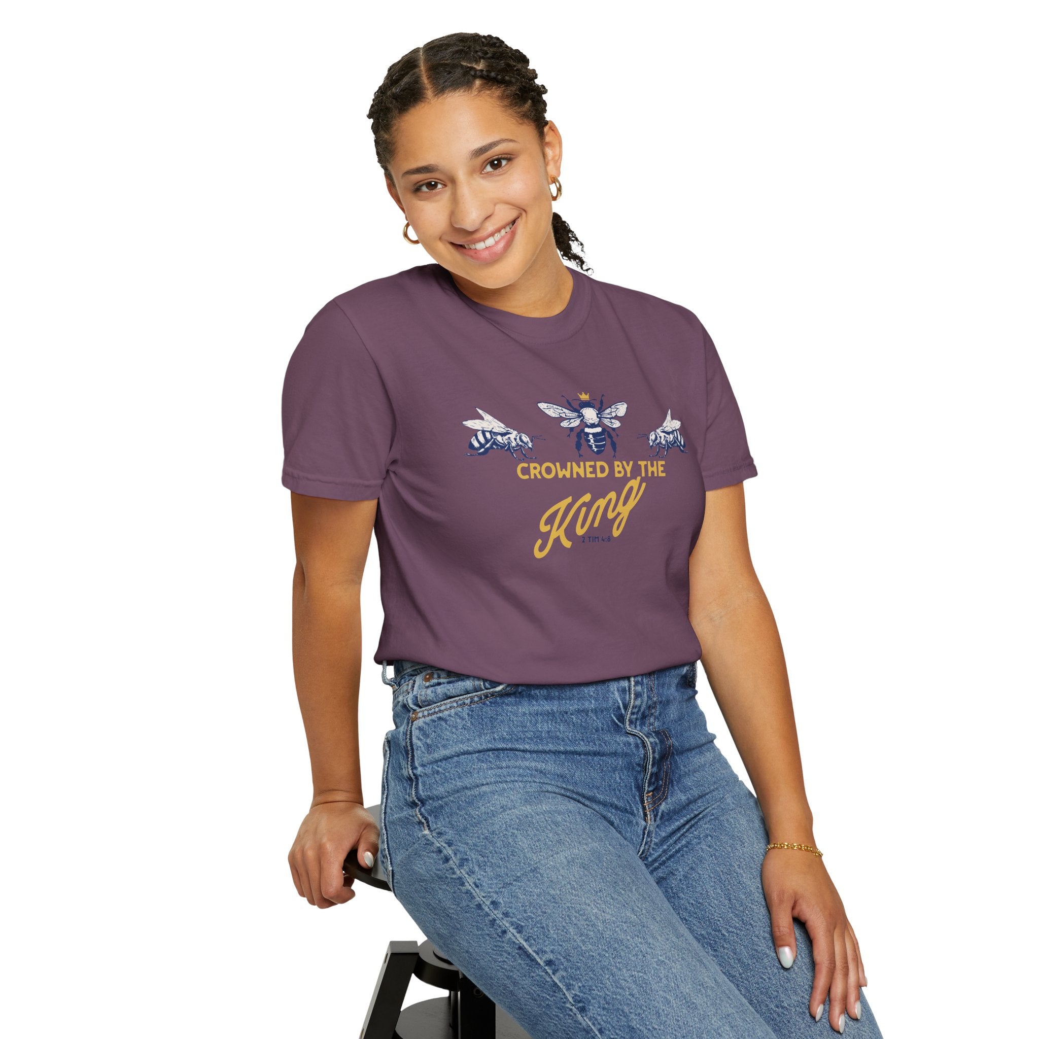 Crowned by the King - Bee T-shirt