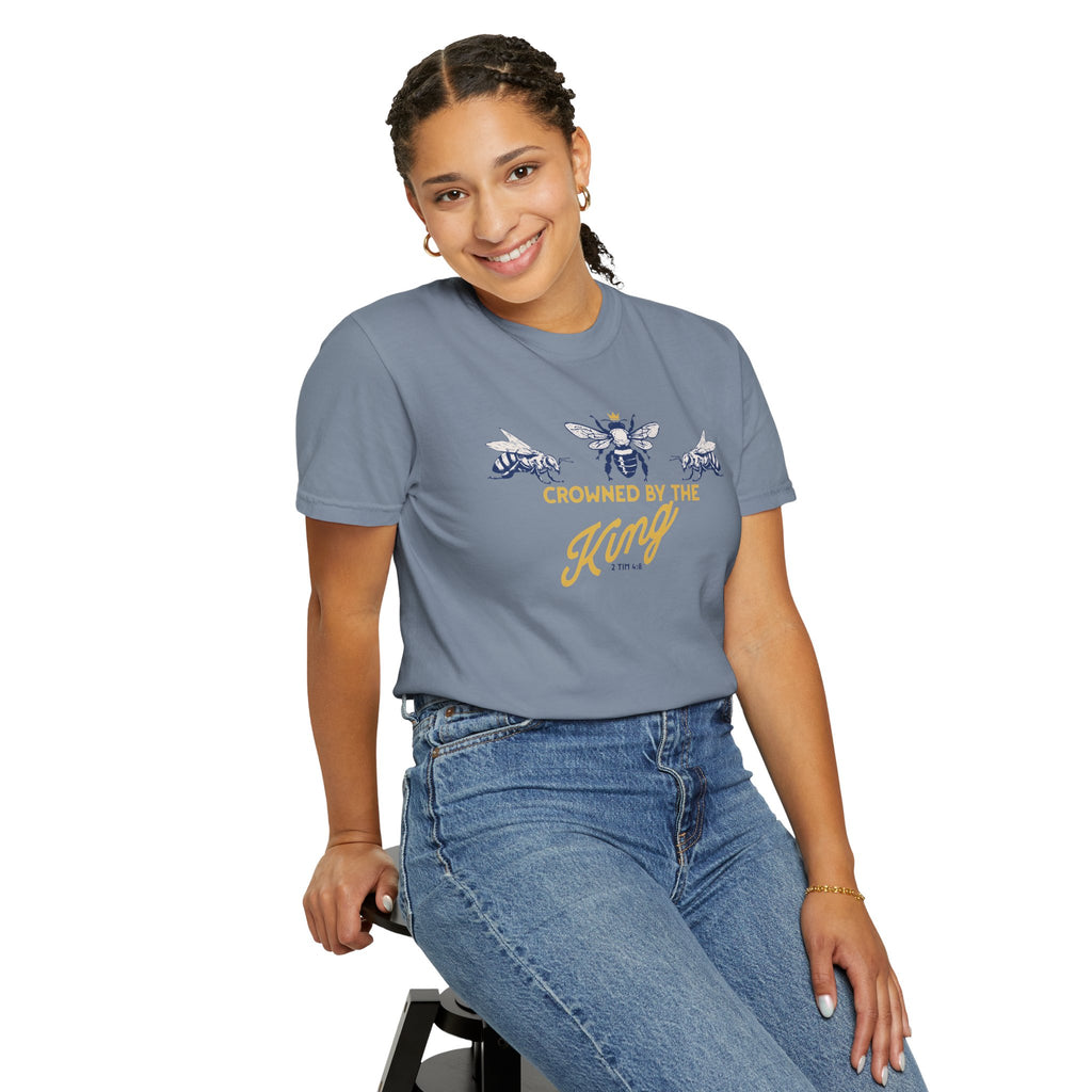 Crowned by the King - Bee T-shirt